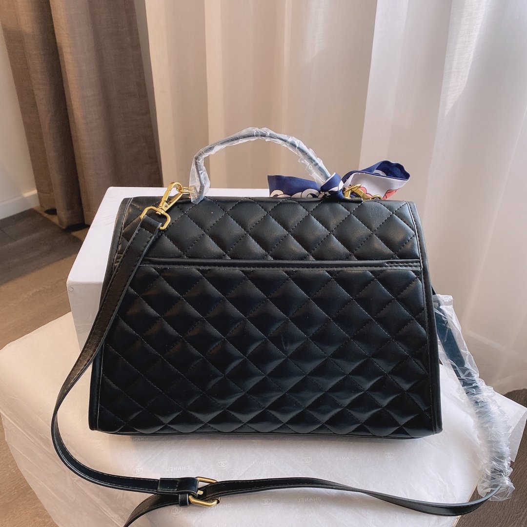 LW - Luxury Handbags CHL 148