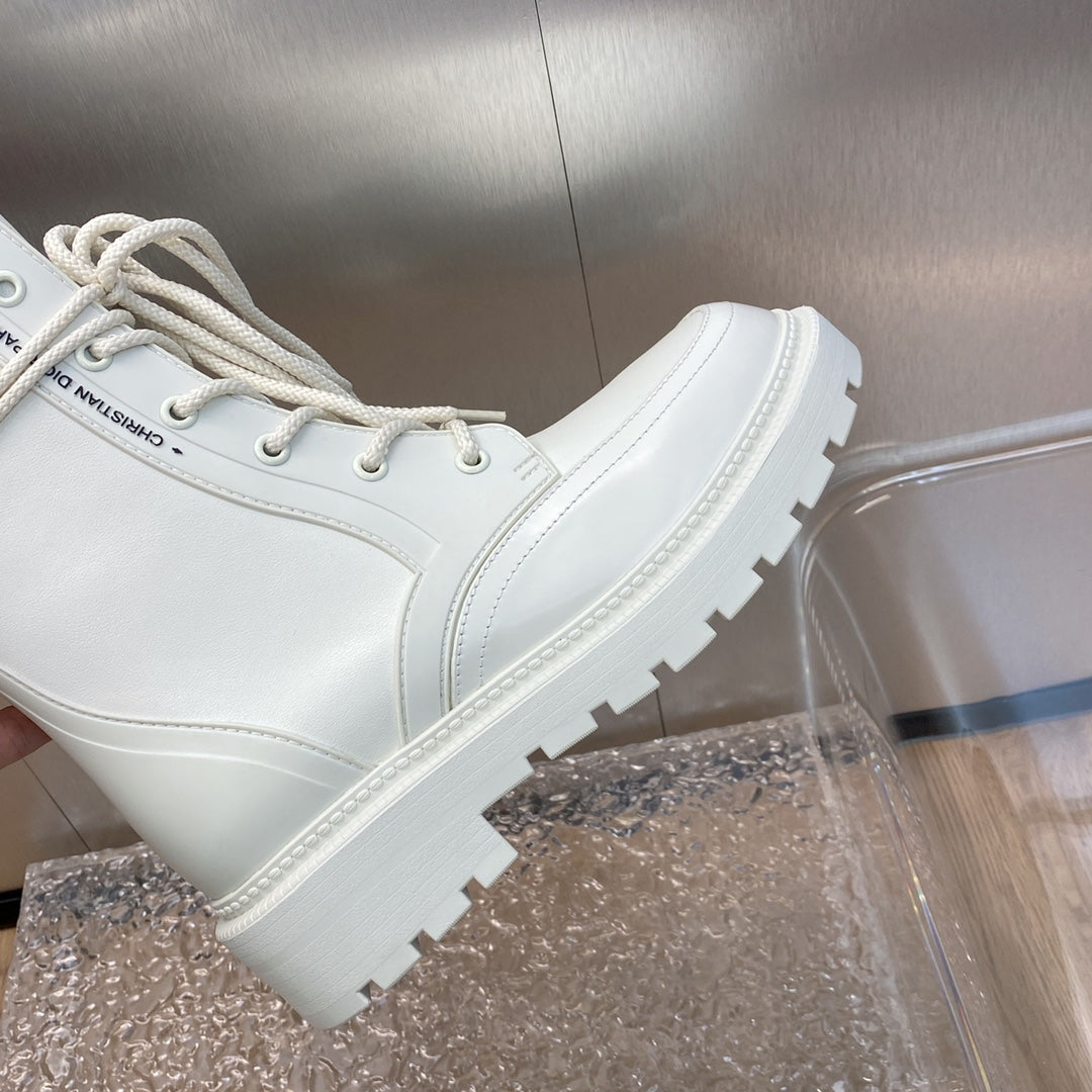 DIOR D TRAP ANKLE BOOT WHITE