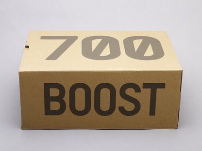 LW - Yzy 700 Inertia 2.0 Sneaker