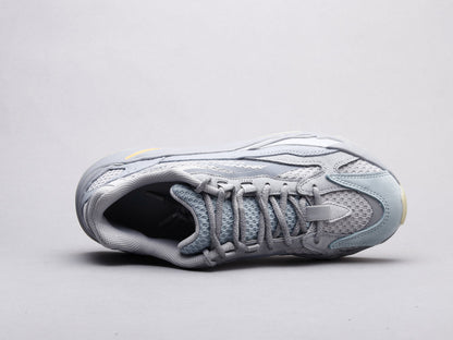 LW - Yzy 700 Inertia 2.0 Sneaker