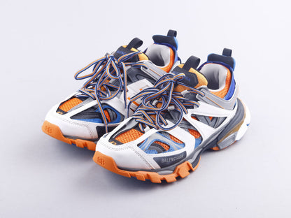 LW - Bla Track Three Generations Sneaker